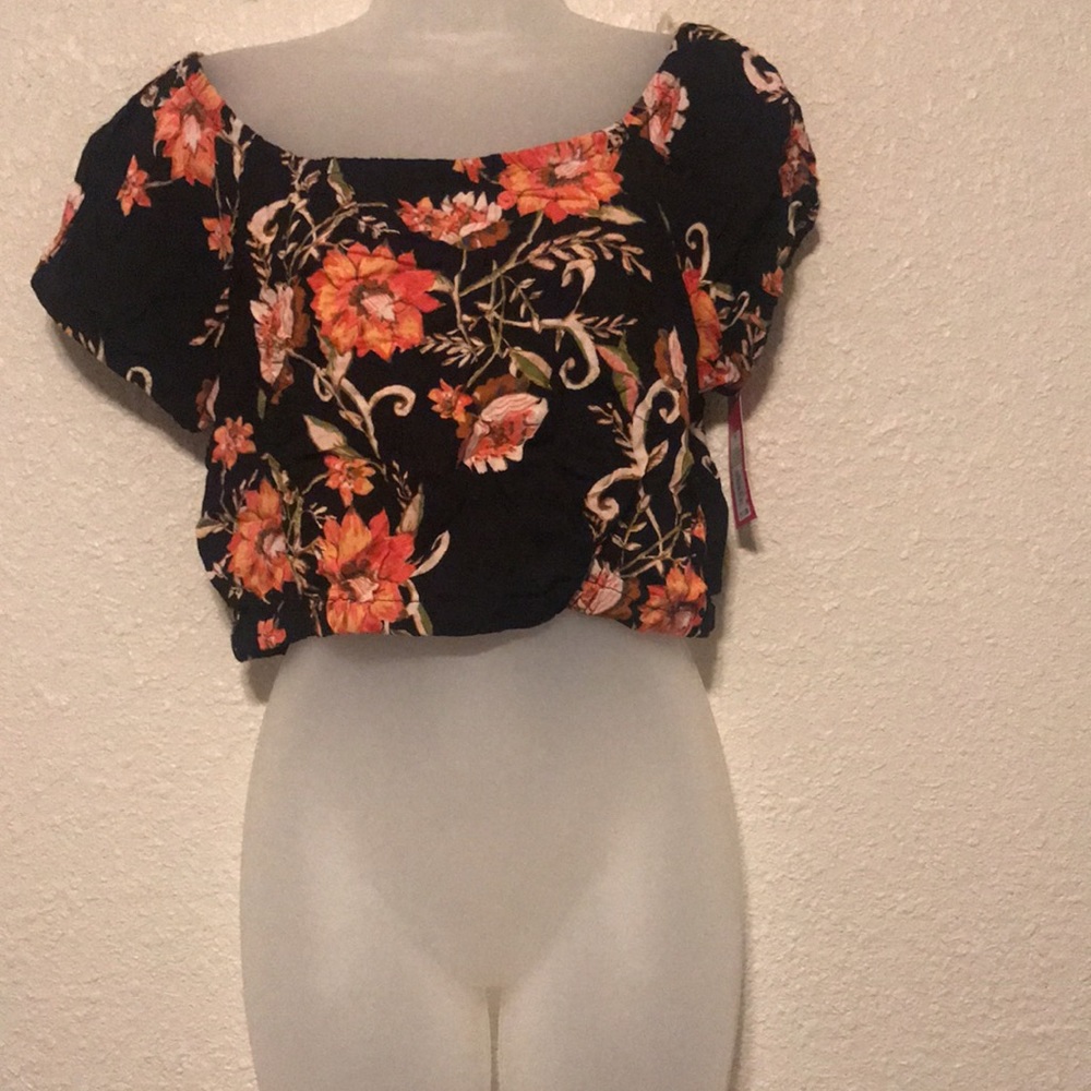 Crop top